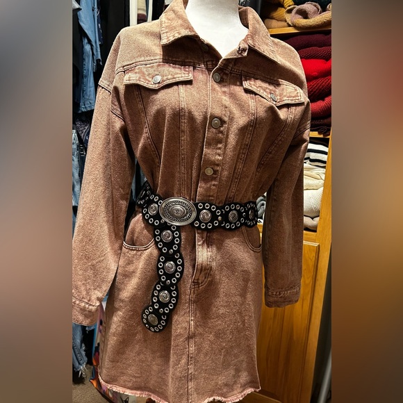 Peach Love California Dresses & Skirts - Peach Love California Brown denim Dress, size M great condition